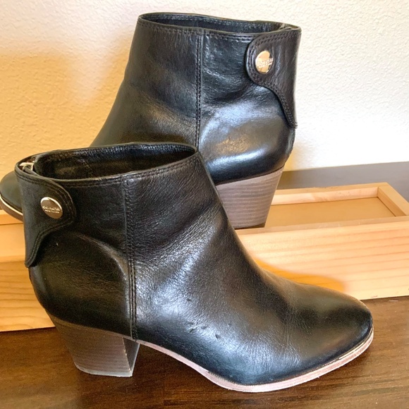 Coach Waldorf Booties Black Size 7 Ankle Boots Zipper Heels - Picture 6 of 16